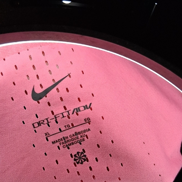 Nike Women's Pink Perforated Tank Top - Picture 7 of 10